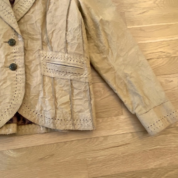Wilson’s Leather Womens Tan Textured Leather w Die Cut Pattern Border Blazer/ XL - Picture 15 of 15